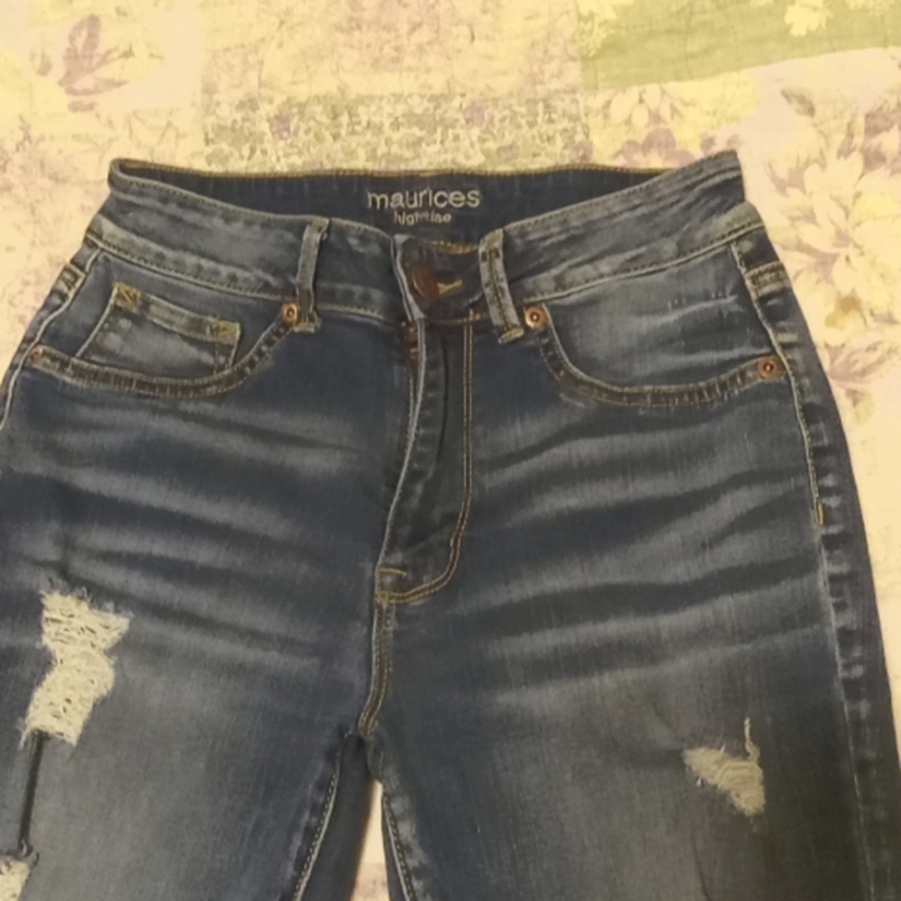 Maurices high rise jeans S short